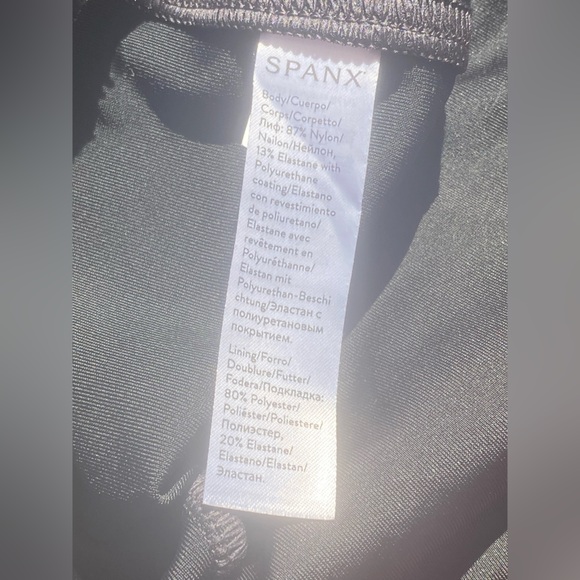 SPANX Faux Leather Leggings in Black, Medium - Picture 10 of 13